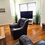 Gjestehuset Borggata 18 *