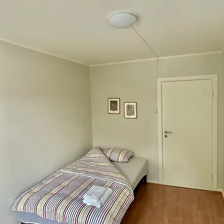 Gjestehuset Borggata 18 Kemping *