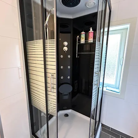 Gjestehuset Borggata 18 *