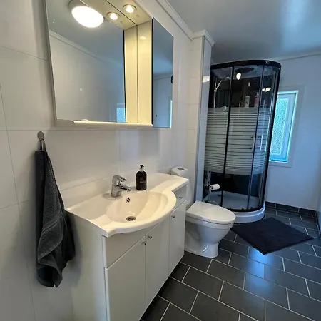 Gjestehuset Borggata 18 Kemping *