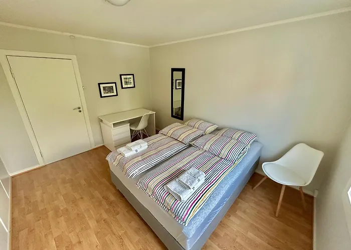 Gjestehuset Borggata 18 *