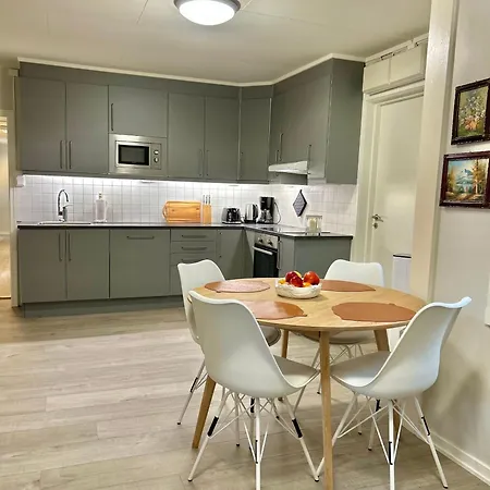 キャンプ場 Gjestehuset Borggata 18 *